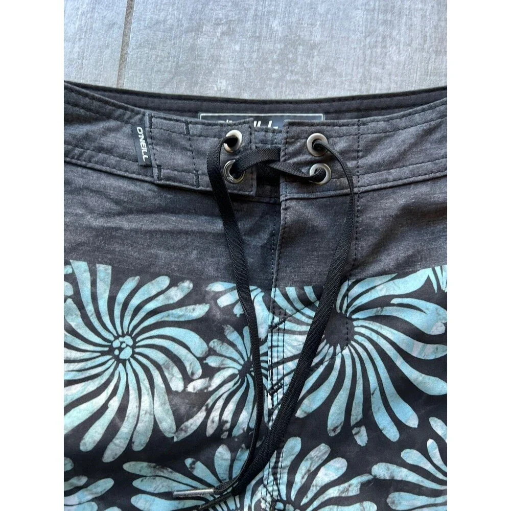 O'Neill Hyperfreak Heist Boardshorts Boys Mint Green Tropical Swim Trunks 23in 8